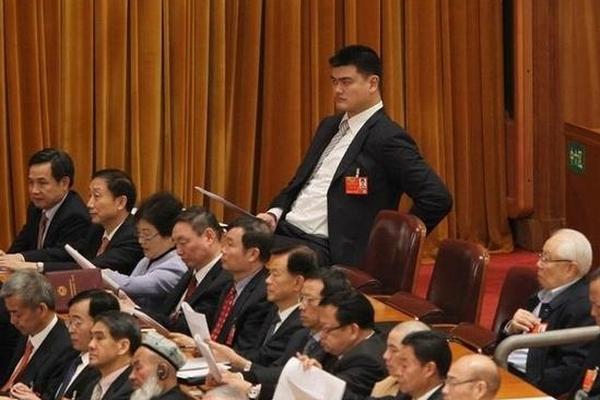 [流言板]要练出来了？榜眼秀亚历山大