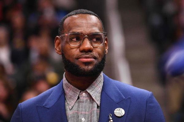 [流言板]ESPN百大球员文班排名第11，高于戴维斯、布朗、布克等人